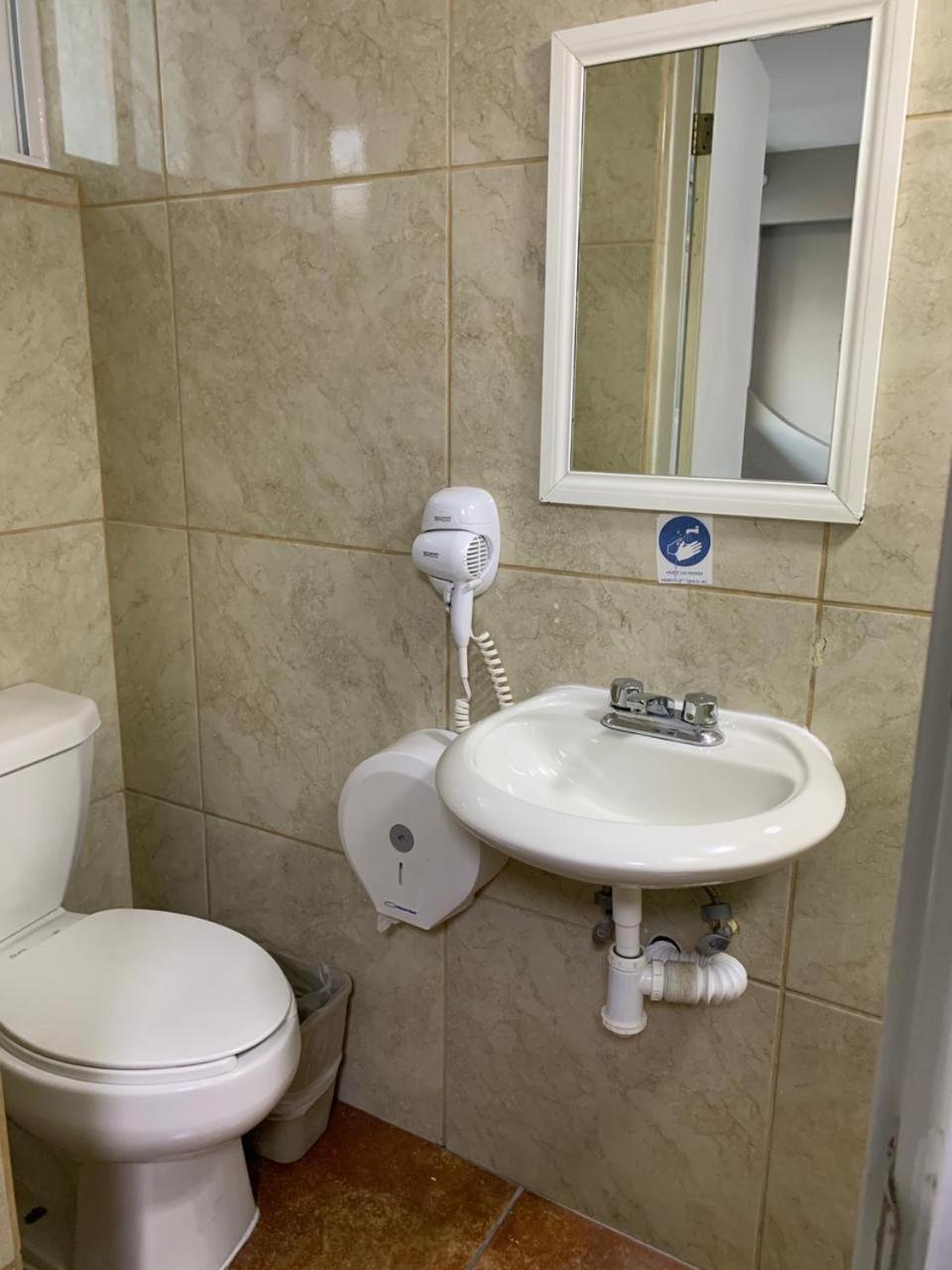 Hotel Tecnologico Querétaro Eksteriør billede